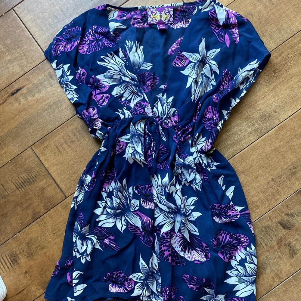 Yumi Kim, designer blouse size medium with tie